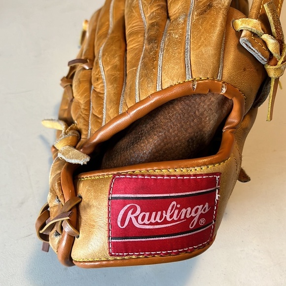 Rawlings RBG58 Jose Conseco Baseball Glove Right Hand Catch 11.5” Deep well - Picture 3 of 6